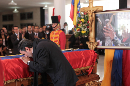 http://worldmeets.us/images/Ahmadinejad-chavez-funeral_pic.png