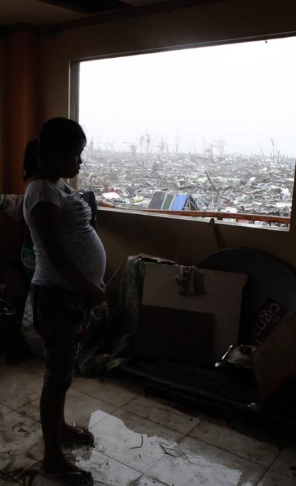 http://worldmeets.us/images/Haiyan-pregnant-desolation_pic.png