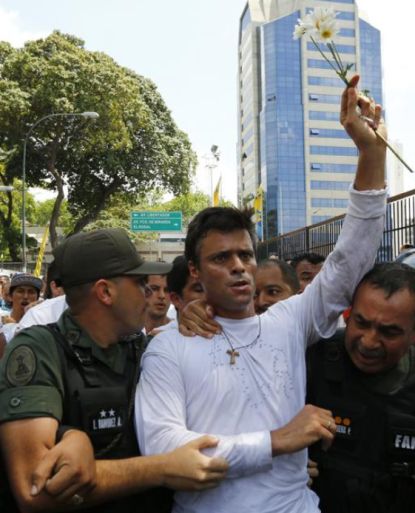 http://worldmeets.us/images/Leopoldo-Lopez-arrested_pic.jpg