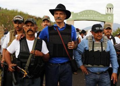 http://worldmeets.us/images/Michoacan-community-police_pic.jpg