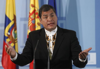 http://worldmeets.us/images/Rafael.Correa.explains_pic.png