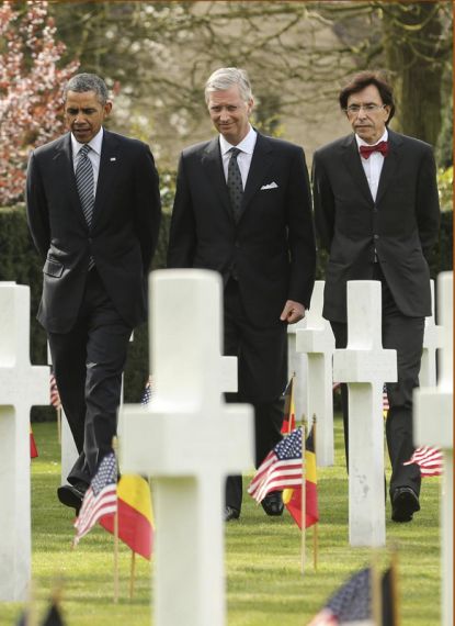 http://worldmeets.us/images/Waregem-obama-dirupo_pic.jpg