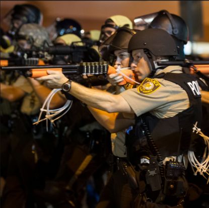http://worldmeets.us/images/fergeson-police-aim_pic.jpg