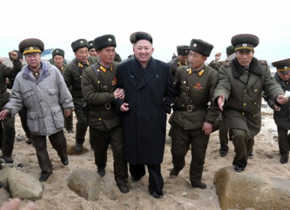 http://worldmeets.us/images/kim-jong-un-troops-smiles_pic.png